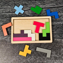 Load image into Gallery viewer, Pocket Pentominoes Puzzle