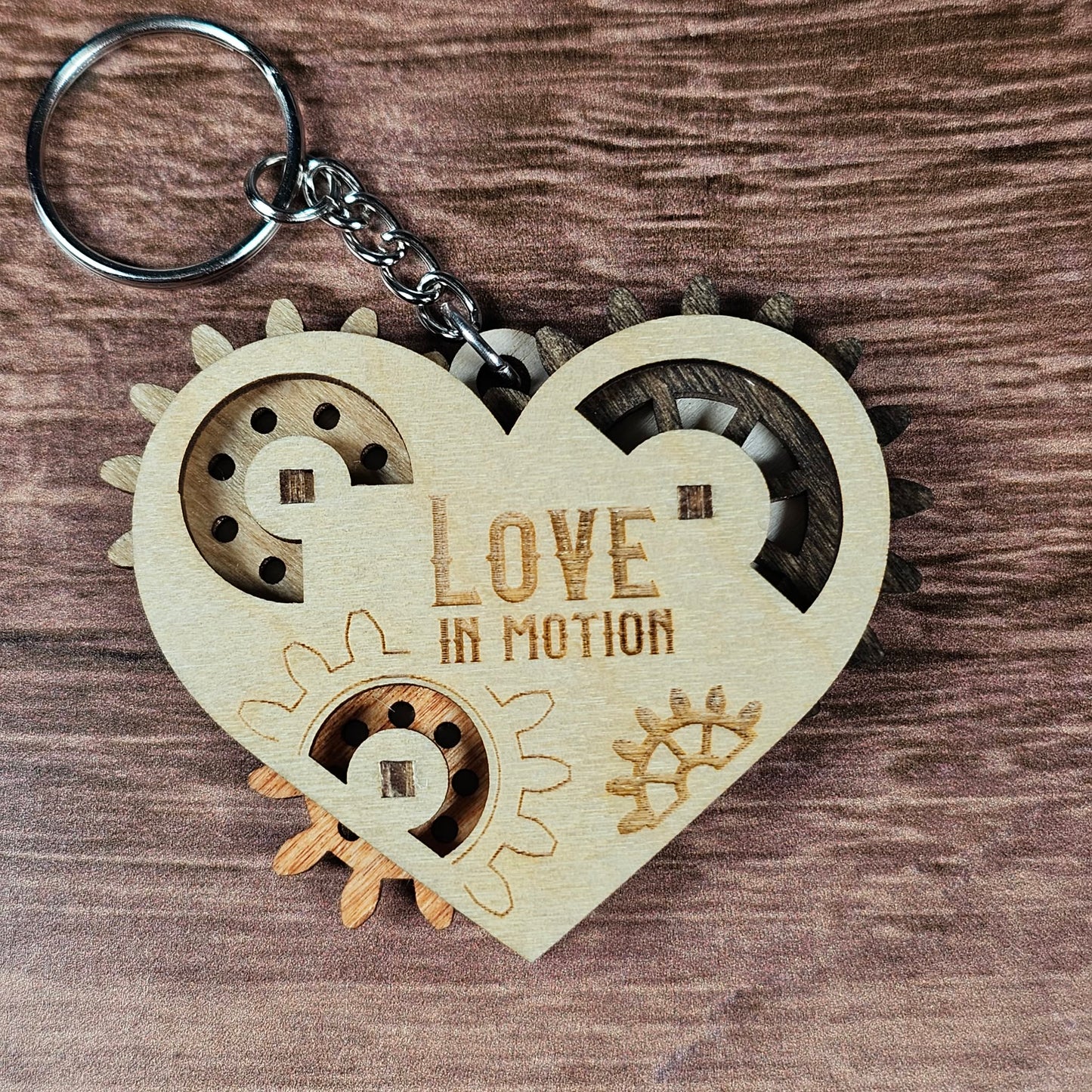 Wooden Heart Gear Keychain | Fidget Spinner