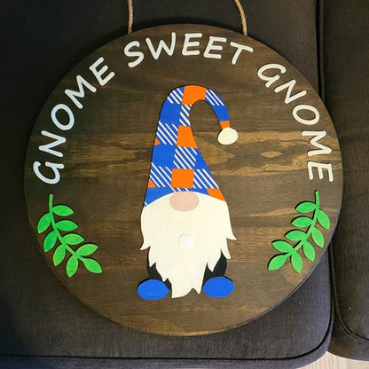 DIY Plaid Gnome Sign with Interchangeable Accessories