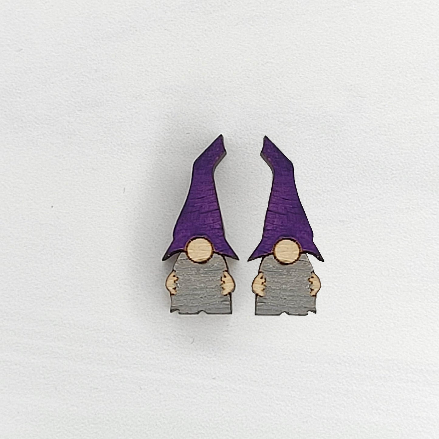 Gnome Studs